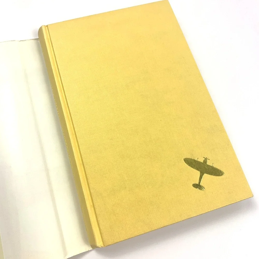 VTG Pocket Encyclopedia‎ Of World Aircraft in Color Attack and Training Air Pair
